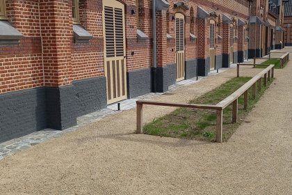 semi-dur autour des bâtiments classés